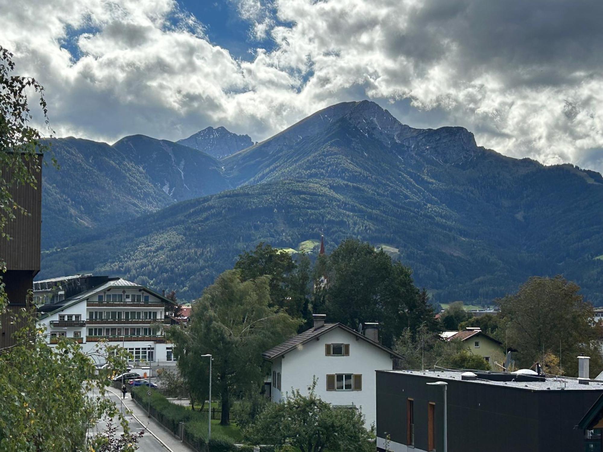 Hotel-Restaurant Batzenhaeusl Innsbruck Exteriör bild